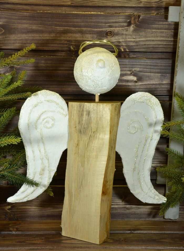 Holzscheit Engel Mit Gips Flugeln Holz Basteln Weihnachten